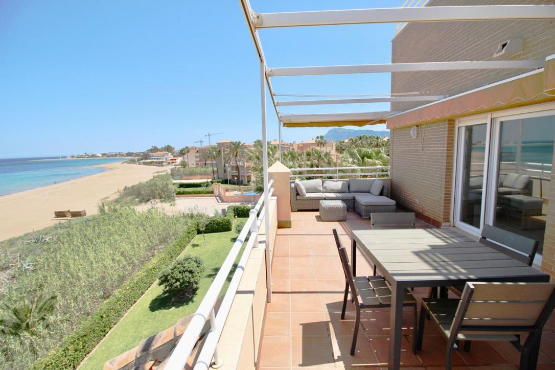 Atico Frontal Al Mar Con Piscina Privada By Homeprive Denia Exterior foto