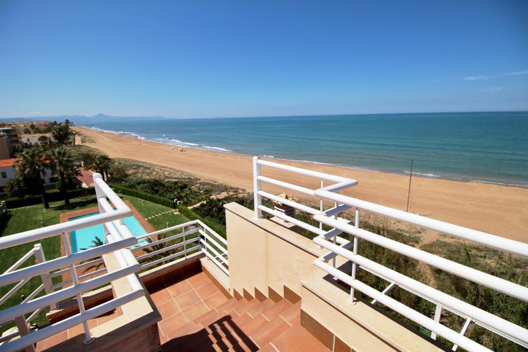 Atico Frontal Al Mar Con Piscina Privada By Homeprive Denia Exterior foto