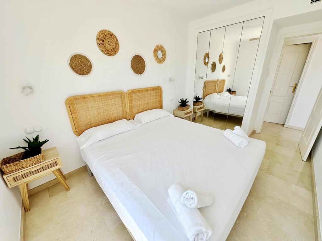 Atico Frontal Al Mar Con Piscina Privada By Homeprive Denia Exterior foto